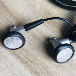 Motorola Headphones Earbud Headset With Mic, Mini USB Connection