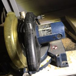 10-miter Saw Ryobi.