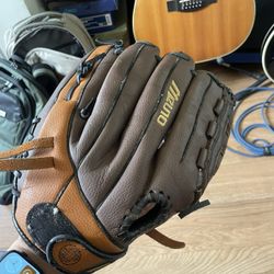 Mizuno GBP 1307 13 Inch Softball Glove