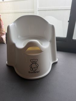 BabyBjörn Potty Chair White