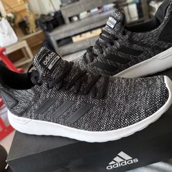 Adidas, New Inbox Size 10 1/2 Men