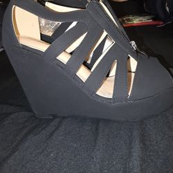 Size 8 Brand New Wedges 