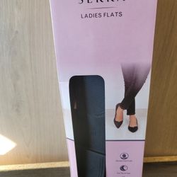 Sierra Black Ladies Flats Size 10
