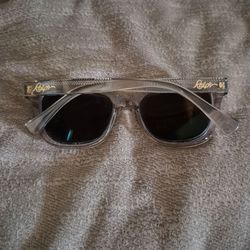 Ralph, Contact glasses and Sunglasses