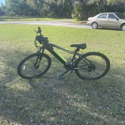 Hyper E-bike (broken)