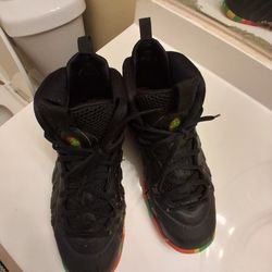Nike Foamposite Fruity Pebble Sixe 7 Boys 