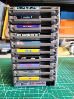 NES cartridge holder/display
