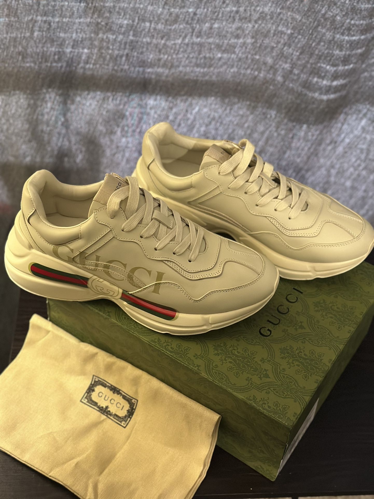 GUCCI