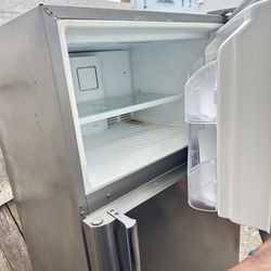 Ge Refrigerator