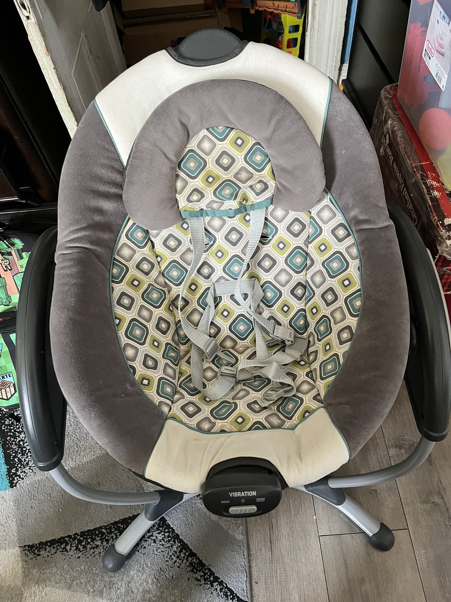  Baby Swing $30(barely Used) Graco Glider Lx Swing