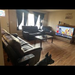 Free Leather Reclining Couch 