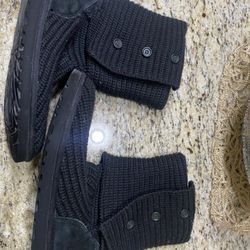 UGG Women's Classic Cardy Knit Boots Size 8