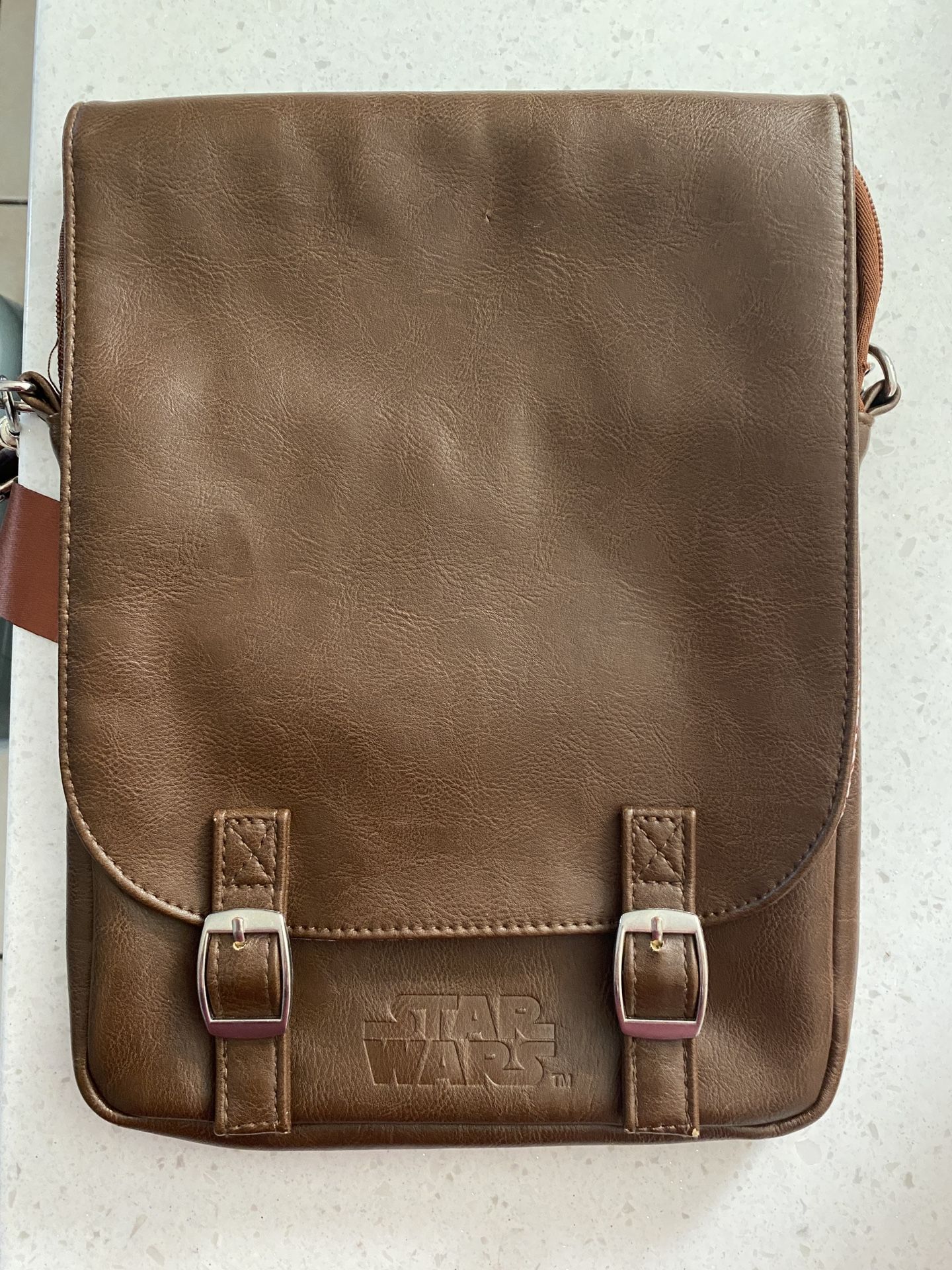 Disney D Tech Star Wars Faux Leather Crossbody Chewbacca