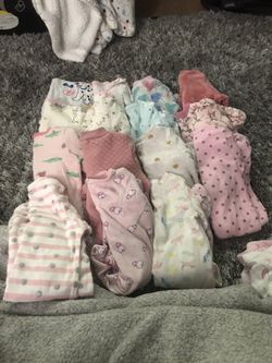 Girl sleep onesies 0-3 - 15 of them
