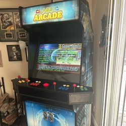 Full-Sized Four Player Upright Arcade Game with Trackball Featuring 3016 Games 