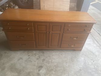 Wood Dresser - 9 Drawers