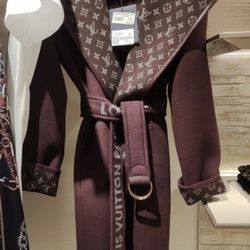 Louis Vuitton “Style” SIGNATURE DOUBLE FACE HOODED & BELTED WRAP COAT NWT  for Sale in Los Angeles, CA - OfferUp