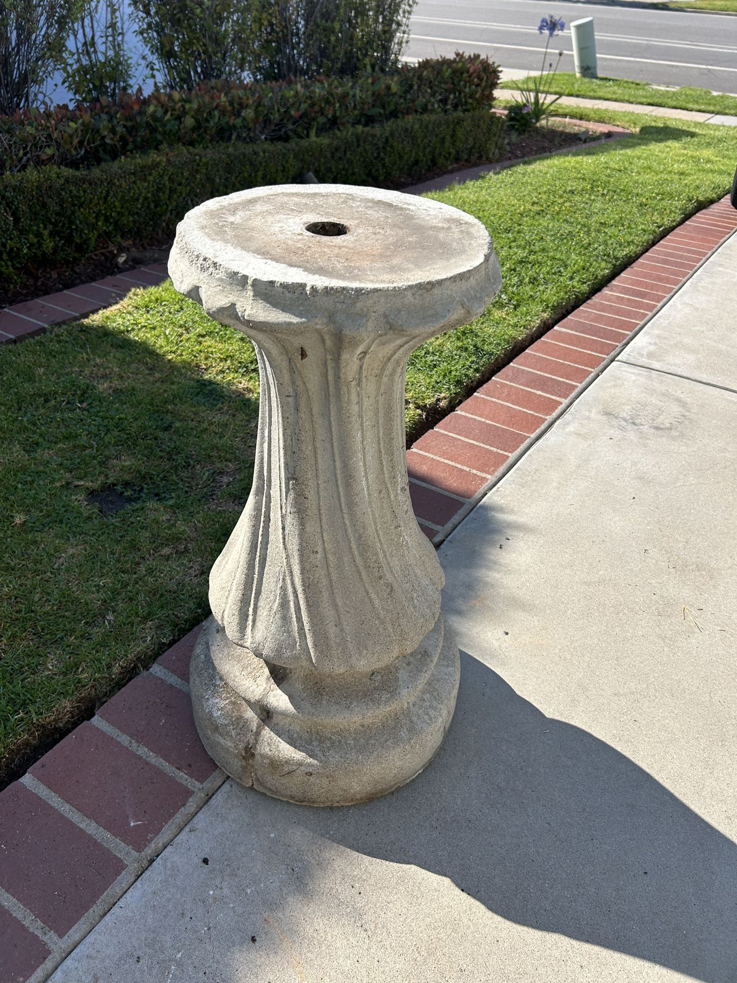 Vintage concrete Pedestal Large Heavy Stand For Birdbath Bird feeder Plant Pot Holder Garden  Decor Estate Find Sculptural Yard And Statue Base Only 