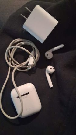 Apple AirPods 2nd Generation with charger and case