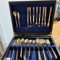 Flatware gold