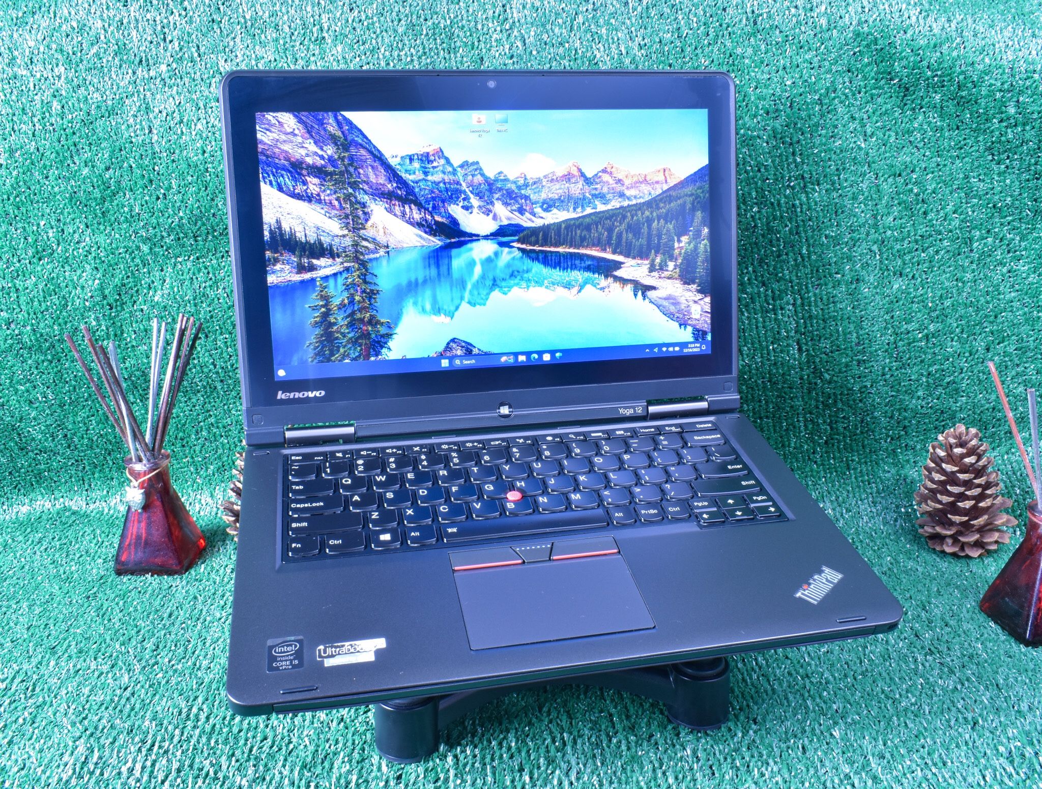 LENOVO THINKPAD YOGA 12 _2IN1_ Intel(R) Core(TM) i5-5300u 2.30GHZ 8GB.RAM-600GB.(SSD)-(REFURBISHED)