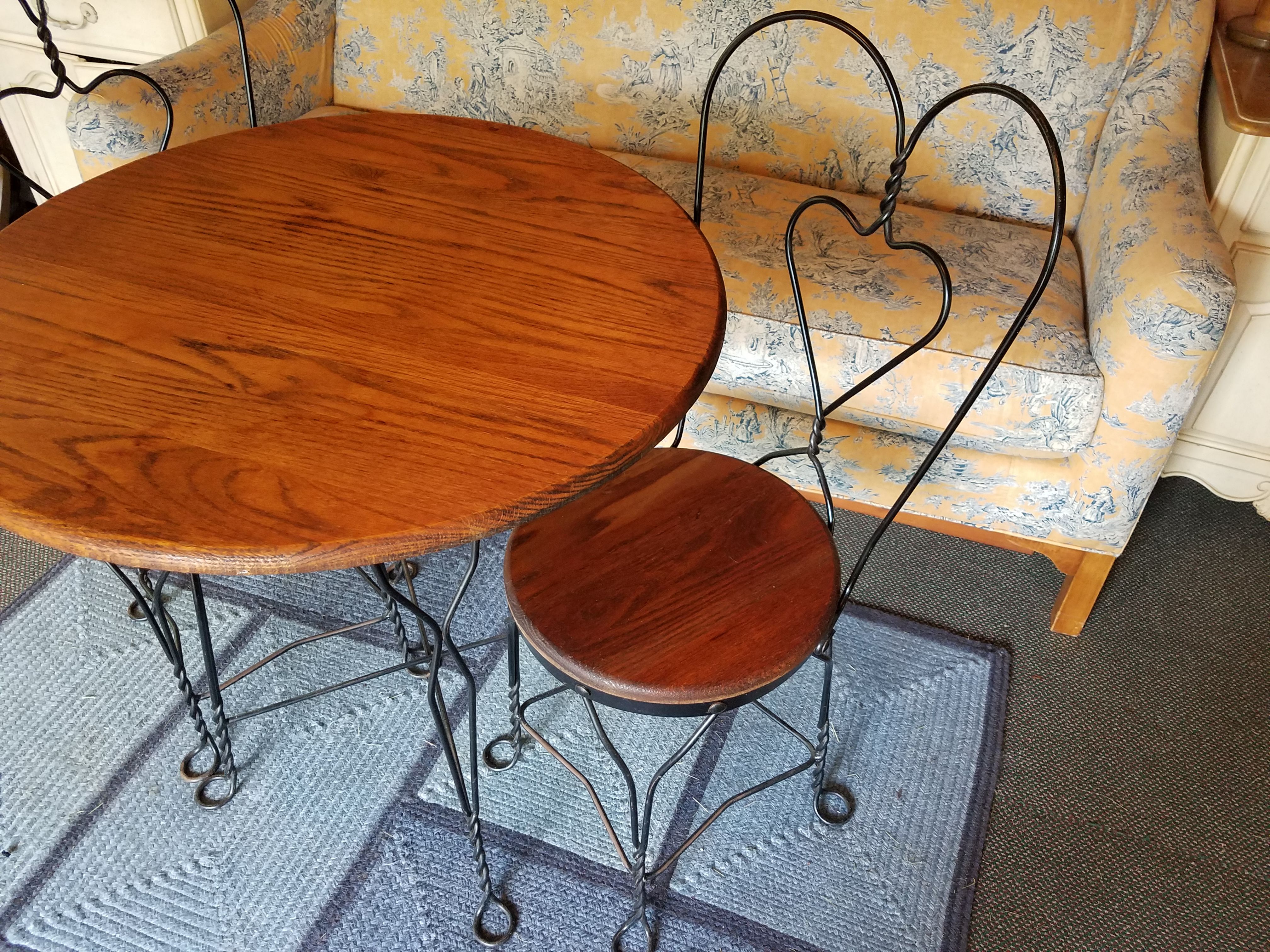 Vintage wrought iron ice cream table and discount chairs