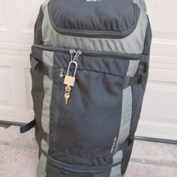 Premium Mountain Equip Co-Op Travel Bag 