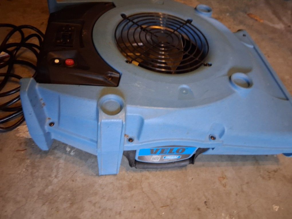 Velo Blower Fan 