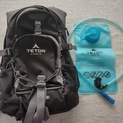 TETON Sports Oasis Hydration Backpacks