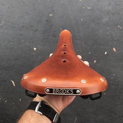 Brooks B17 Leather Saddle / Bicycle Seat
