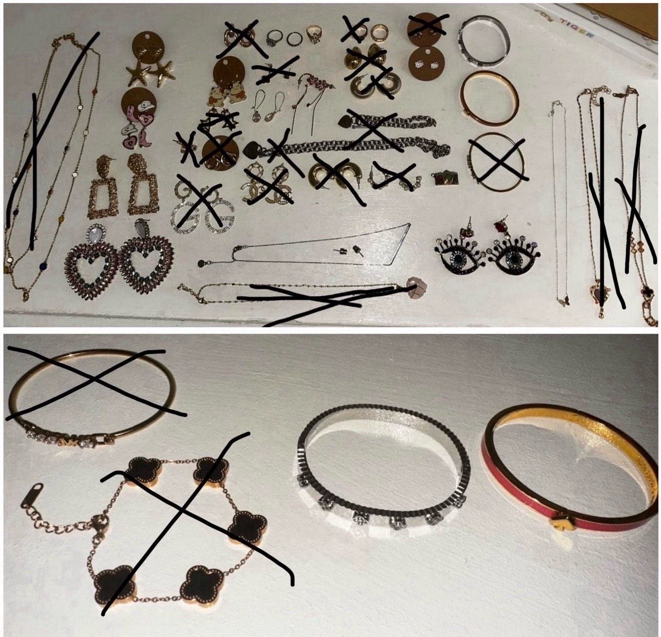 Selling jewelry all new