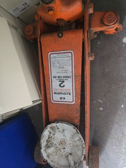 GATO HYDRAULIC  FLOOR. JACK
