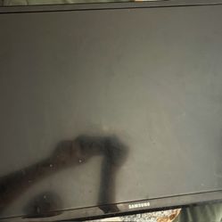 Samsung 32” TV