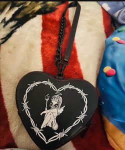 Valfre wristlet heart wallet