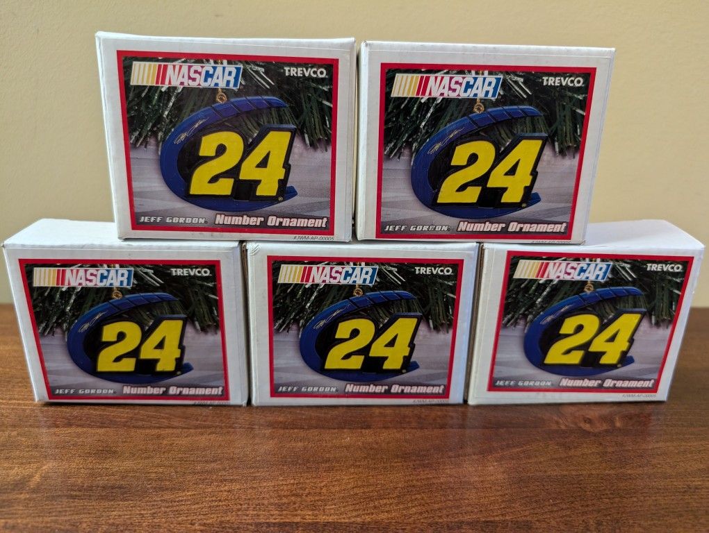 New NASCAR Jeff Gordon #24 Christmas Ornaments