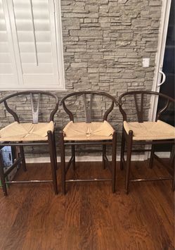 3 Barstools