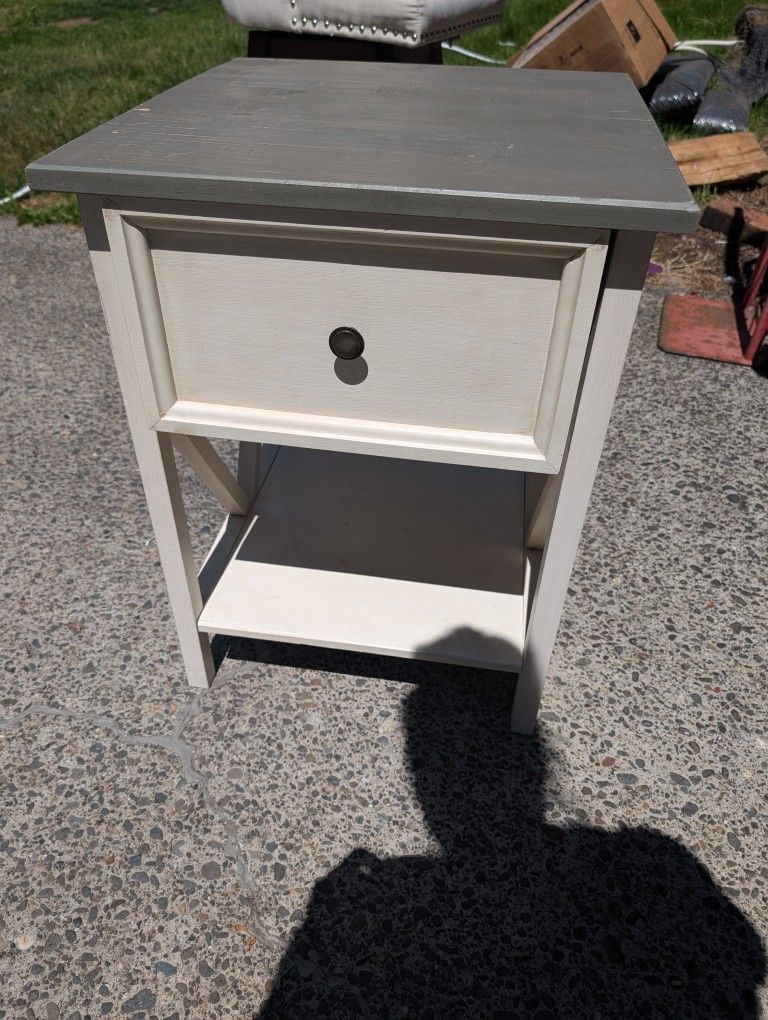 Set Of 3 End Tables