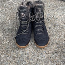 Columbia Women’s Boots