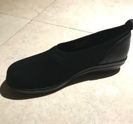 Clarks Slip-ons