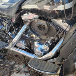 Harley Motor And Transmission And Primary 2003 Touring