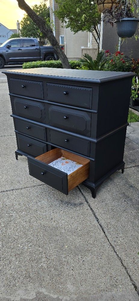 Refurbished Elegant 🖤8 Drawer Dresser/ Chest/ Hallway/ Console/ Buffet/ Sideboard