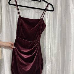 Elegant Burgundy Velvet  mini Dress