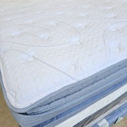 Queen Sizes Mattress And Box Spring 