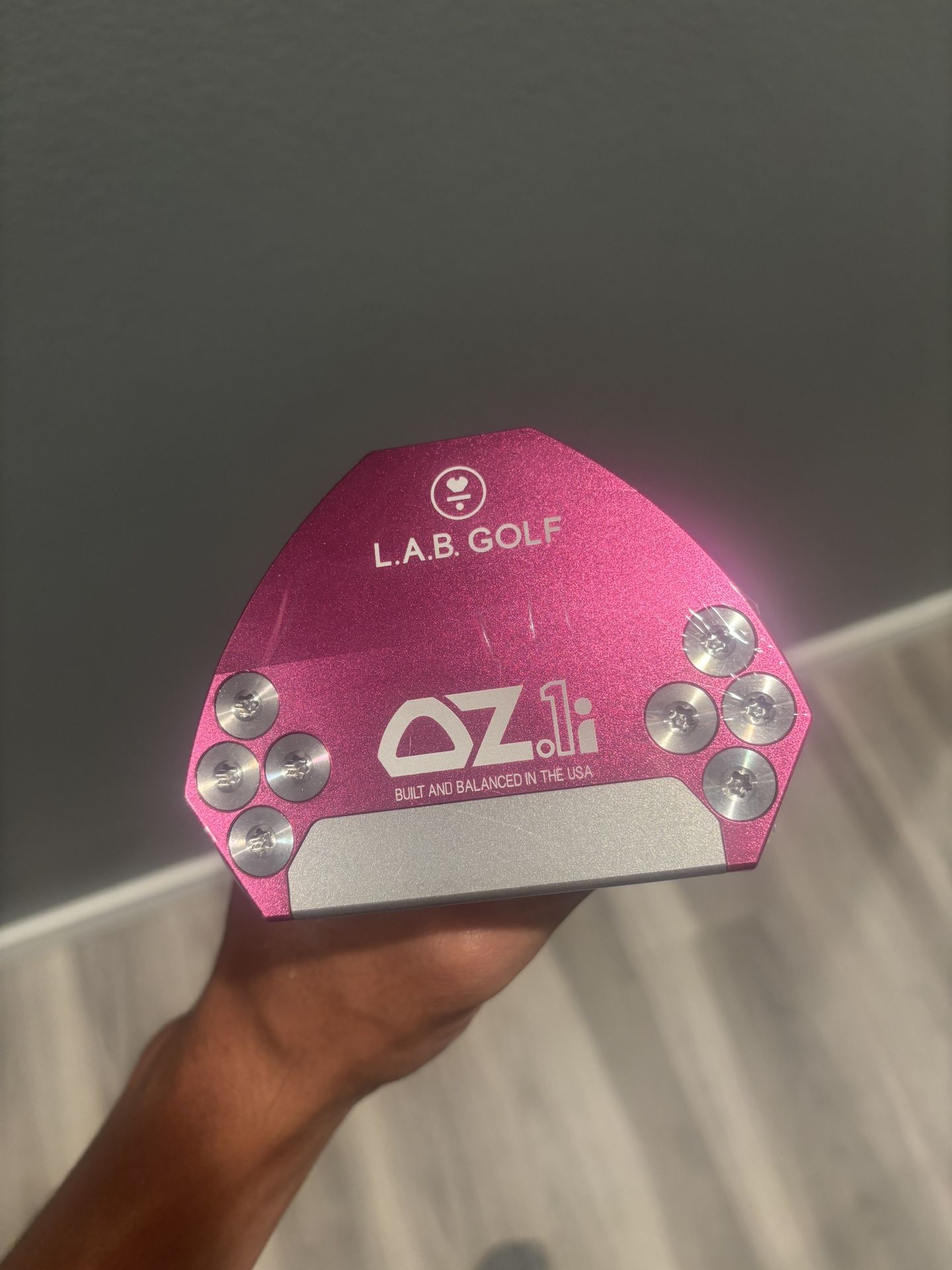 Lab Hot Pink Putter Pink lab oz.1i putter for Sale in Winchester, CA - OfferUp