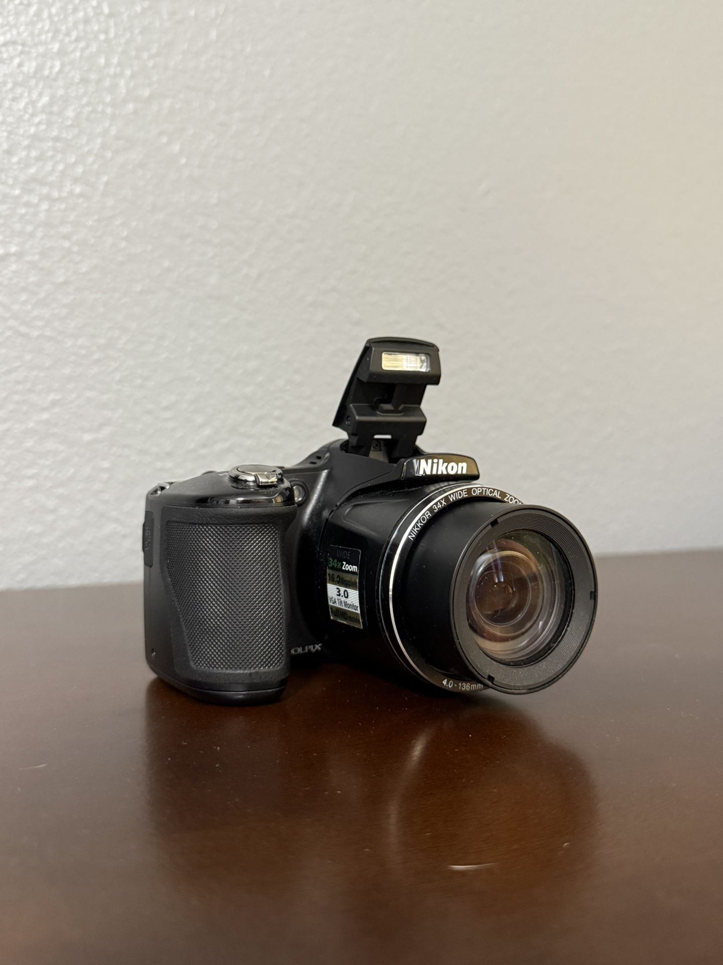 Nikon Coolpix B500
