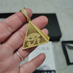 Moissanite 925 Gold Filled Pendant With 24 Inch Box Chain