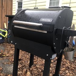 SmokePro Pellet Smoker