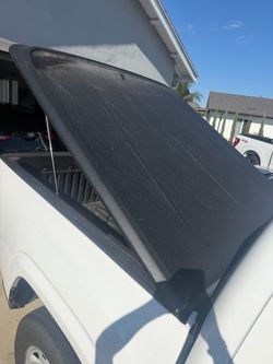 Toyota Tacoma bed cover