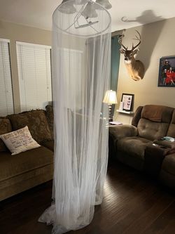 Canopy curtain