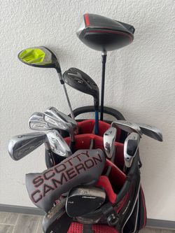 Titleist Talyormade Nike Cleveland Right handed Golf Club Set